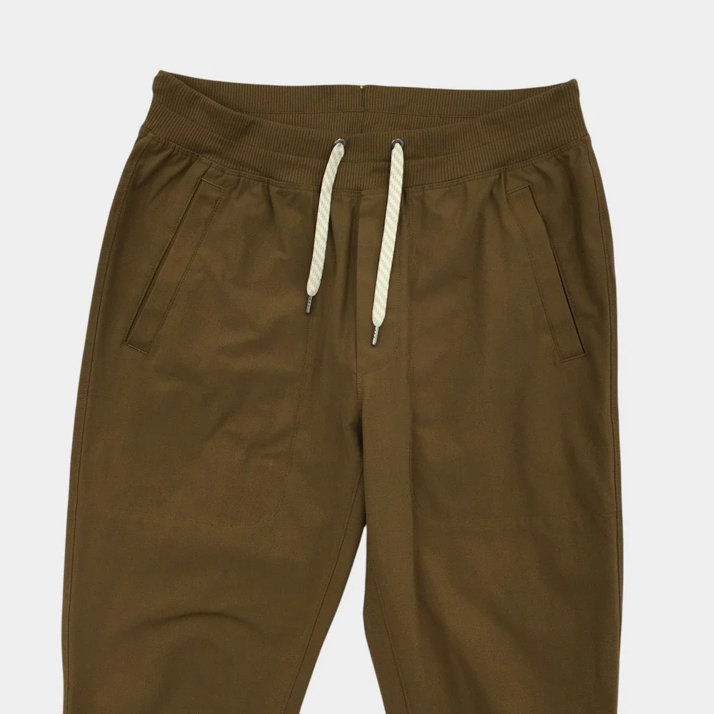 Vuori Mens Meta Joggers Dark Oregano Green Brown Performance Pants Size M